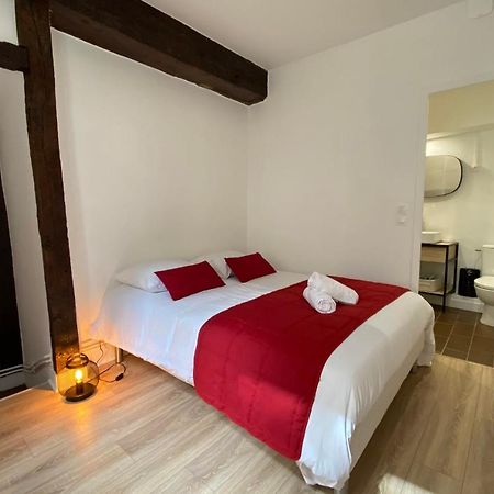 Le Soleil d'Or Lejlighed Chartres Eksteriør billede